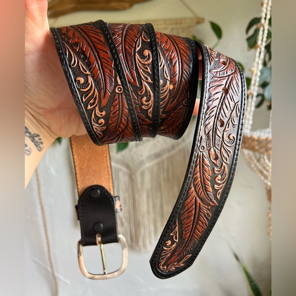 Justin Western Tooled Leather Belt Feather Scroll Design Black Brown Size 46 - Picture 7 of 12